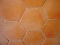 Tomettes hexagonales terre cuite – Carrelage Salernes