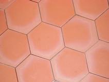 Tomettes hexagonales en Terre Cuite Rouge – Carrelage Salernes